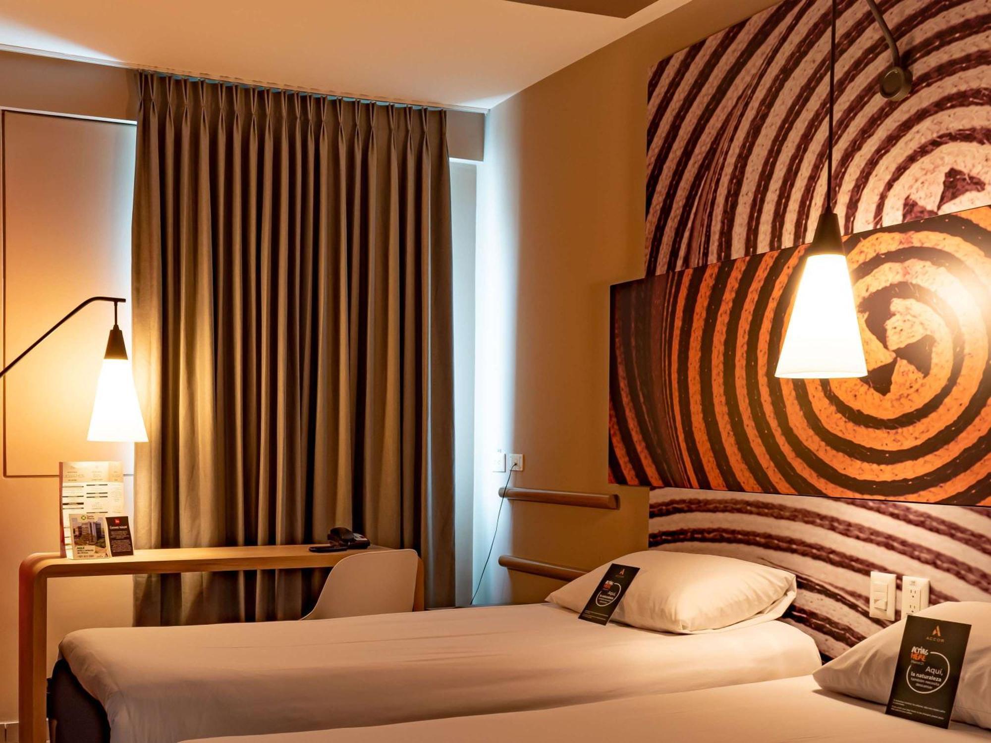 Ibis Apartadó Екстериор снимка