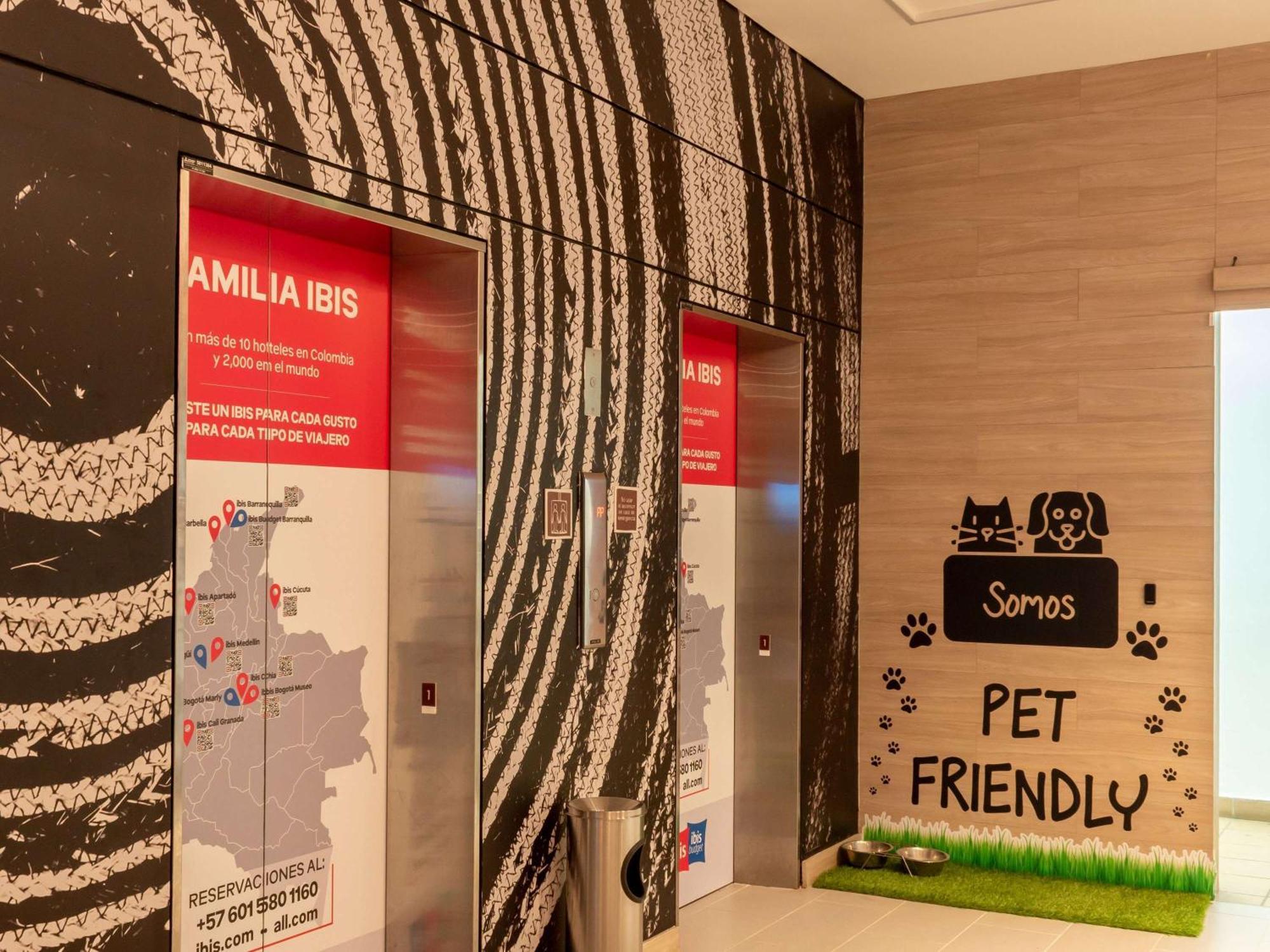 Ibis Apartadó Екстериор снимка
