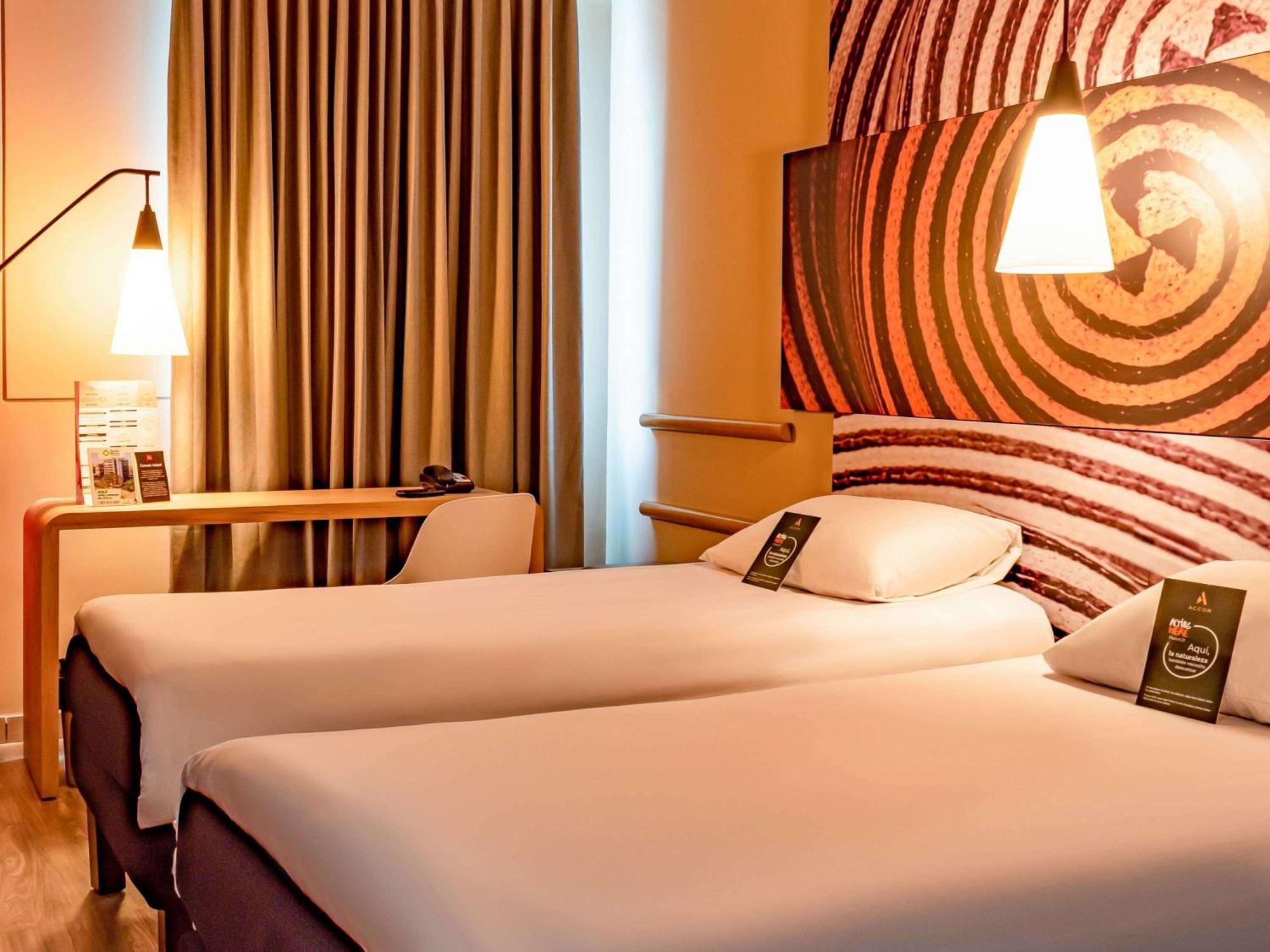 Ibis Apartadó Екстериор снимка