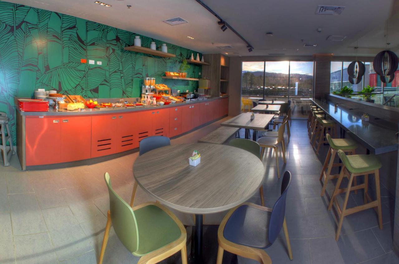 Ibis Apartadó Екстериор снимка