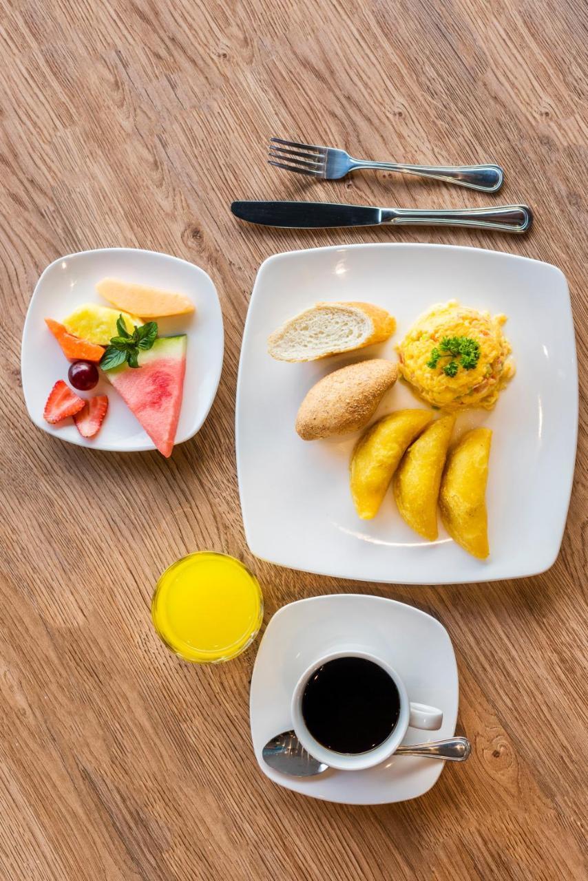 Ibis Apartadó Екстериор снимка